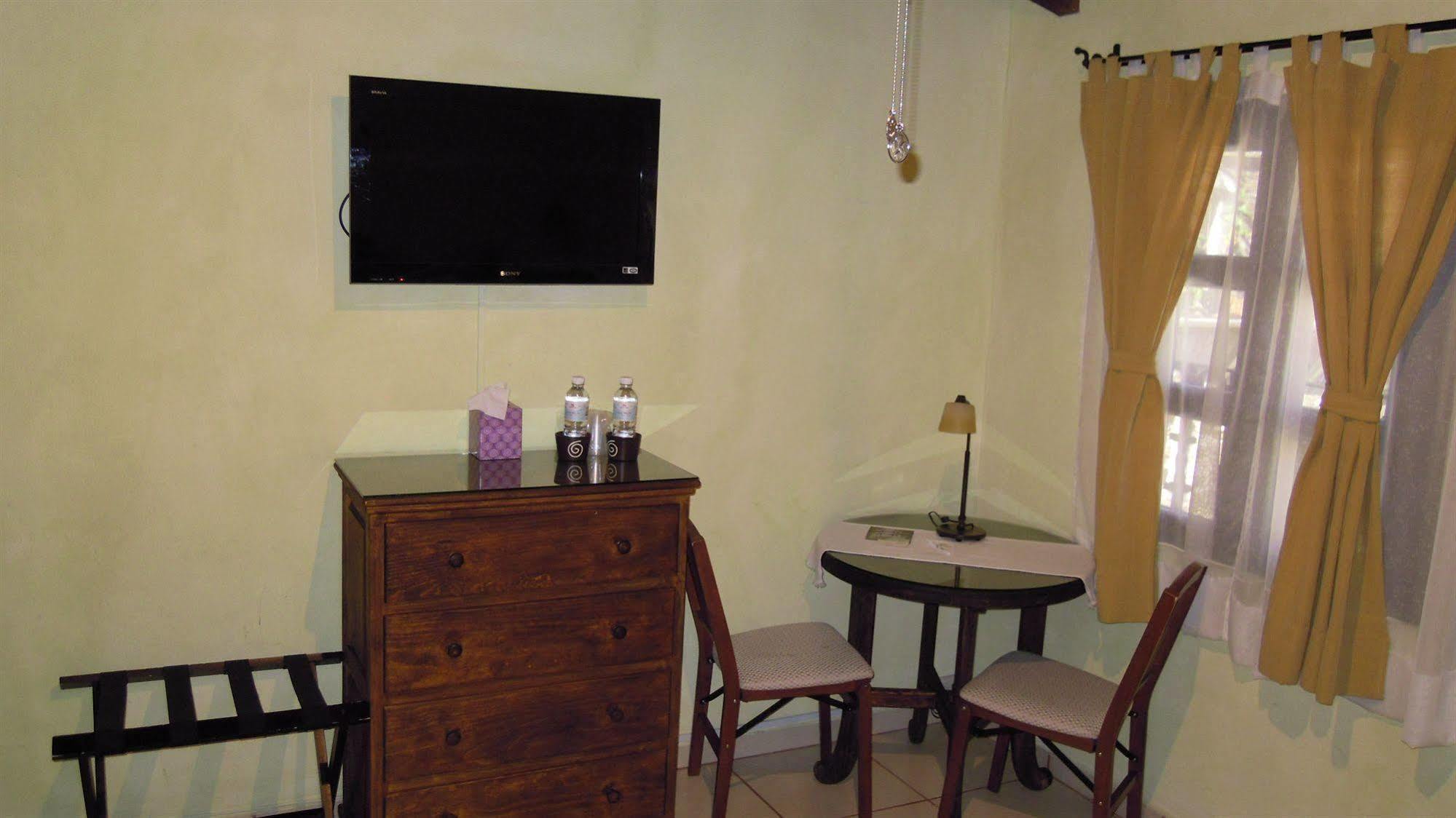 Hotel La Casa Del Laurel Taxco de Alarcon Zewnętrze zdjęcie