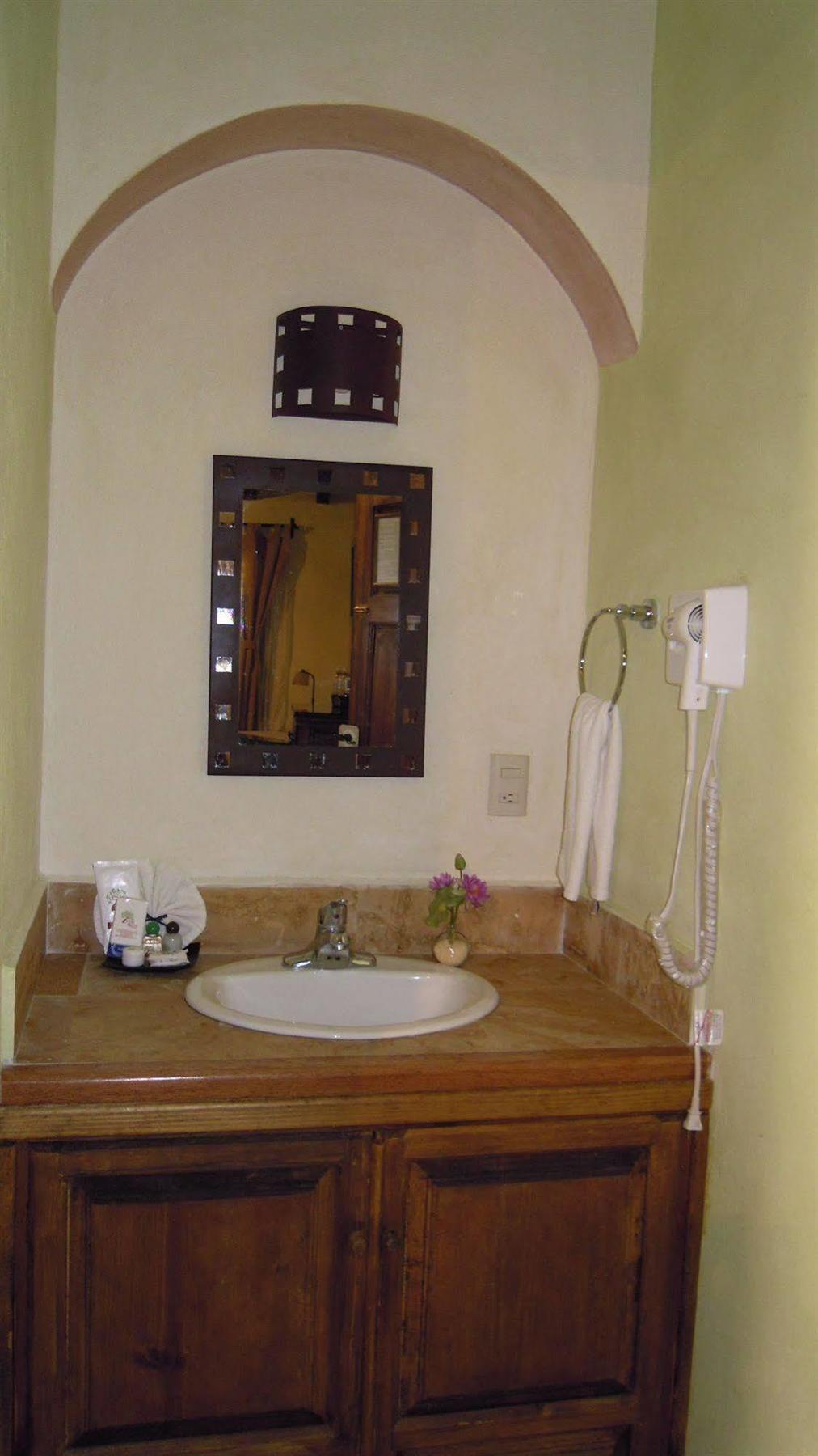 Hotel La Casa Del Laurel Taxco de Alarcon Zewnętrze zdjęcie