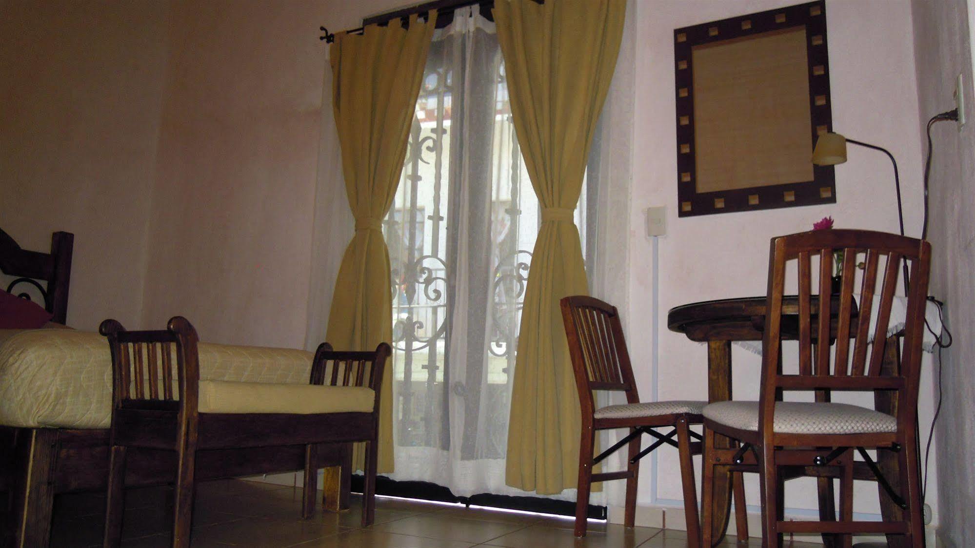 Hotel La Casa Del Laurel Taxco de Alarcon Zewnętrze zdjęcie