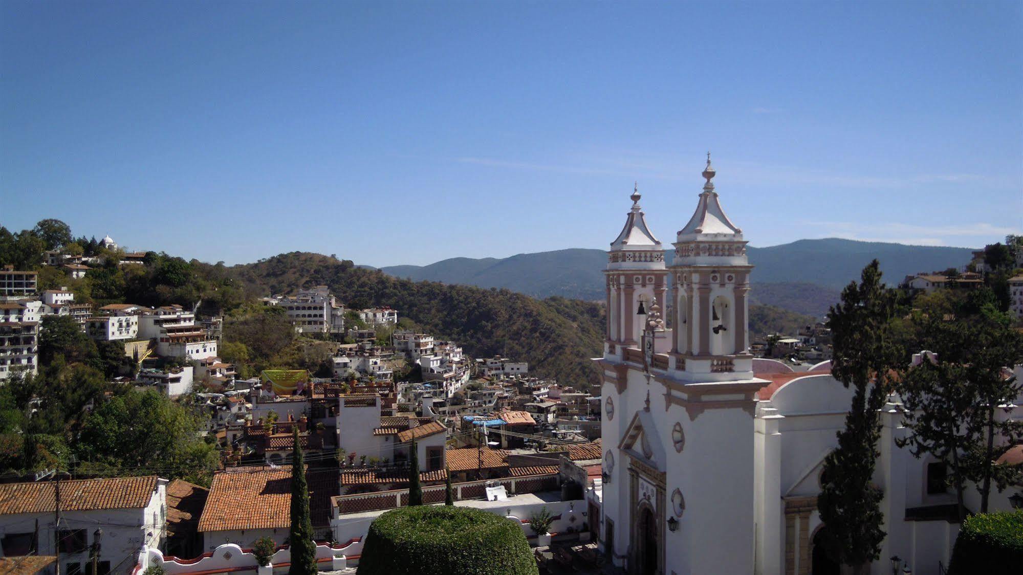 Hotel La Casa Del Laurel Taxco de Alarcon Zewnętrze zdjęcie