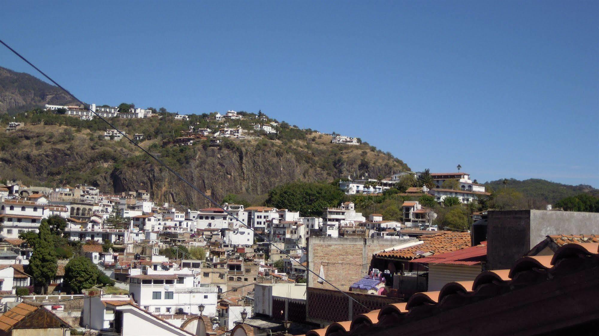 Hotel La Casa Del Laurel Taxco de Alarcon Zewnętrze zdjęcie