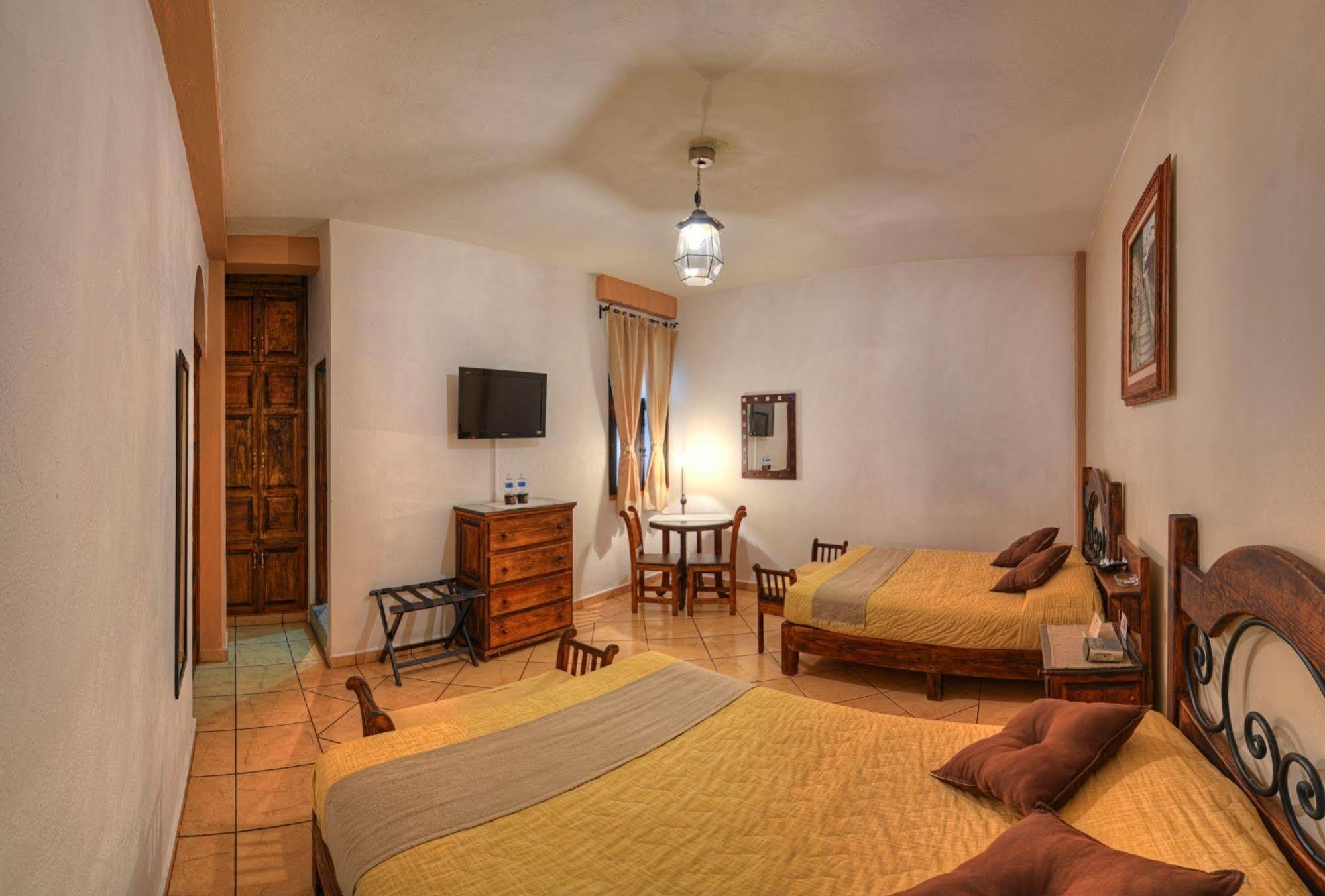 Hotel La Casa Del Laurel Taxco de Alarcon Zewnętrze zdjęcie