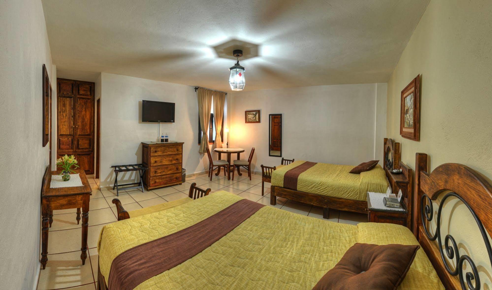 Hotel La Casa Del Laurel Taxco de Alarcon Zewnętrze zdjęcie