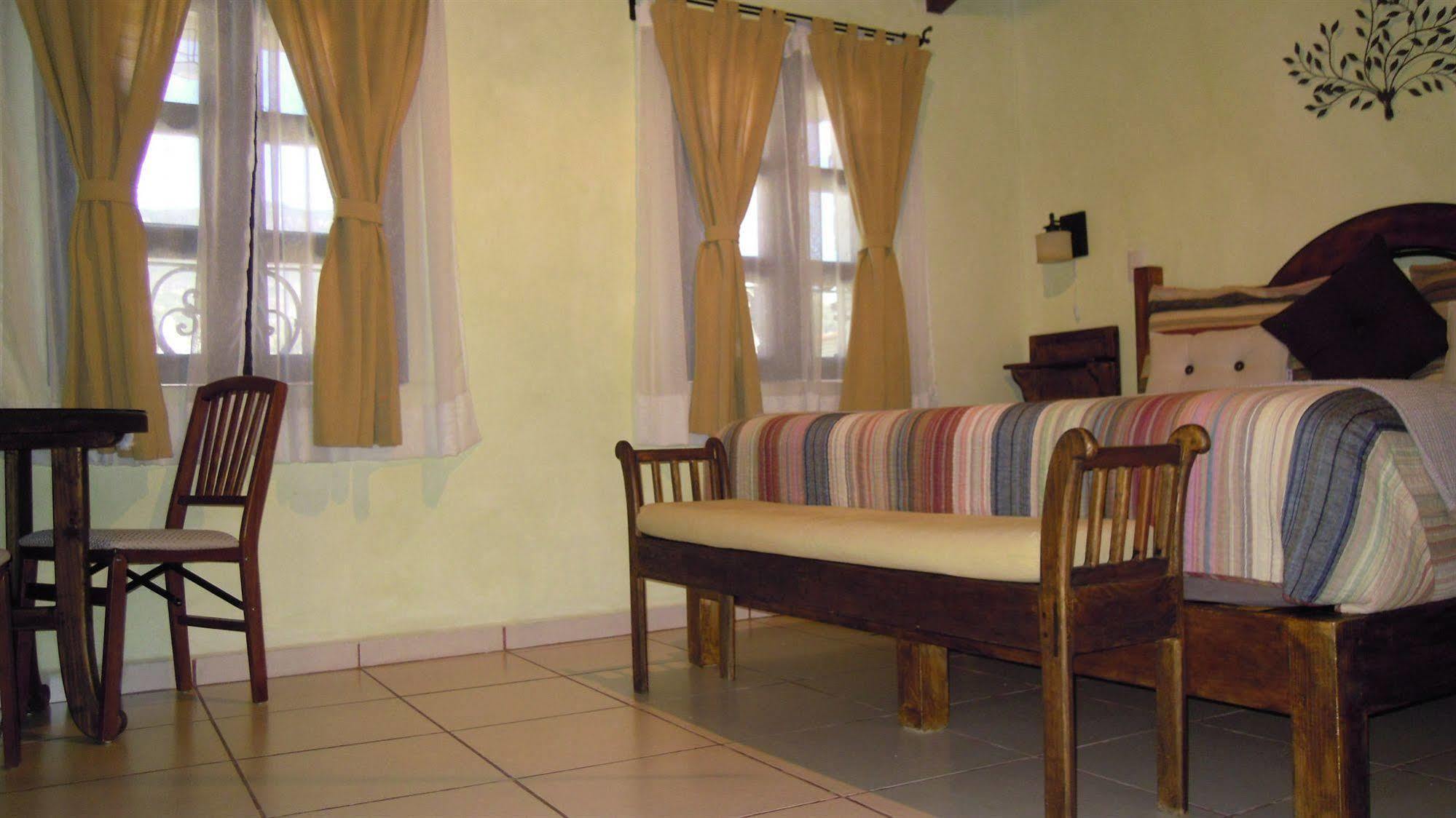 Hotel La Casa Del Laurel Taxco de Alarcon Zewnętrze zdjęcie
